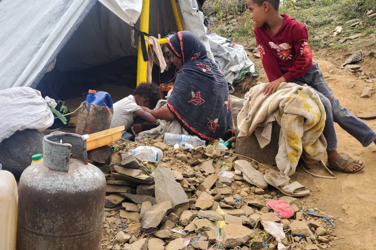 Yemen Conflict Forces More Than 100,000 People From Their Homes
