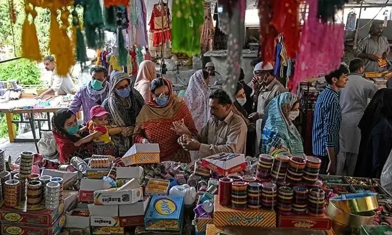 Pakistan Cuts Official Vehicle Fuel by 50% as Government Introduces Fresh Austerity Measures